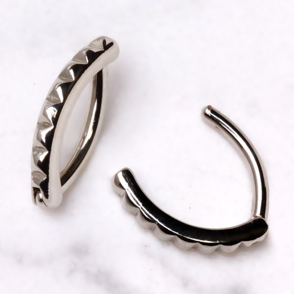 316L Stainless Steel Faceted Accent Hinged Hoop Navel Ring